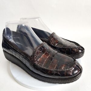Stuart Weitzman Brown Croc-Embossed Leather Loafers